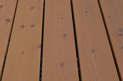 ThermoWood Premium-Terrassendiele Kiefer gebürstet geölt, seitlich genutet - Hell
