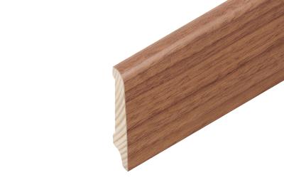 Sockelleisten furnierummantelt 60/14/8 mm Nussbaum lackiert